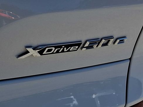 Used 2024 BMW X5 xDrive50e w/ M Sport Package AWD/4WD image 28
