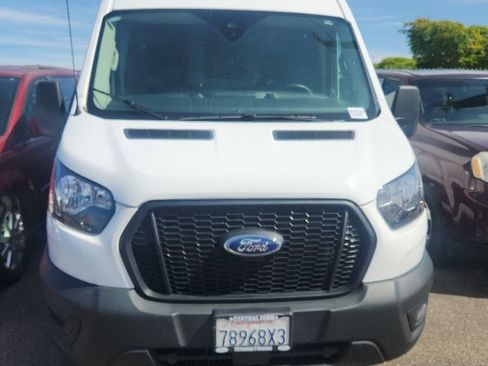 Used 2023 Ford Transit 250 Medium Roof RWD image 2