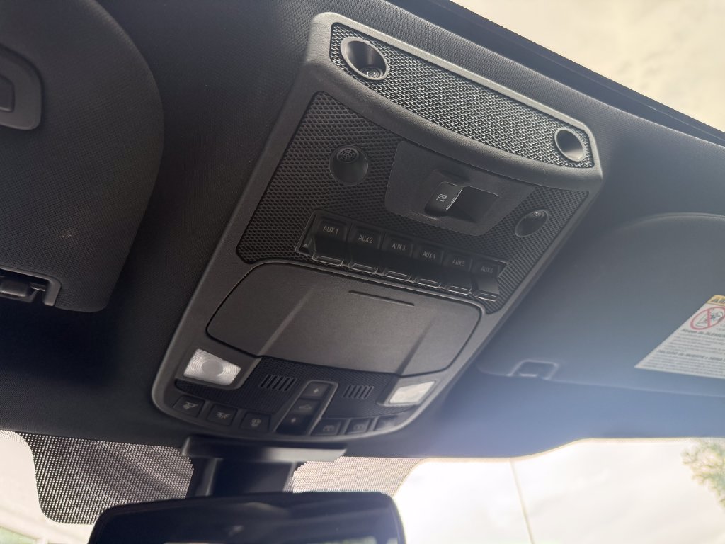 Used 2019 Ford F350 Platinum w/ Platinum Ultimate Package AWD/4WD image 29