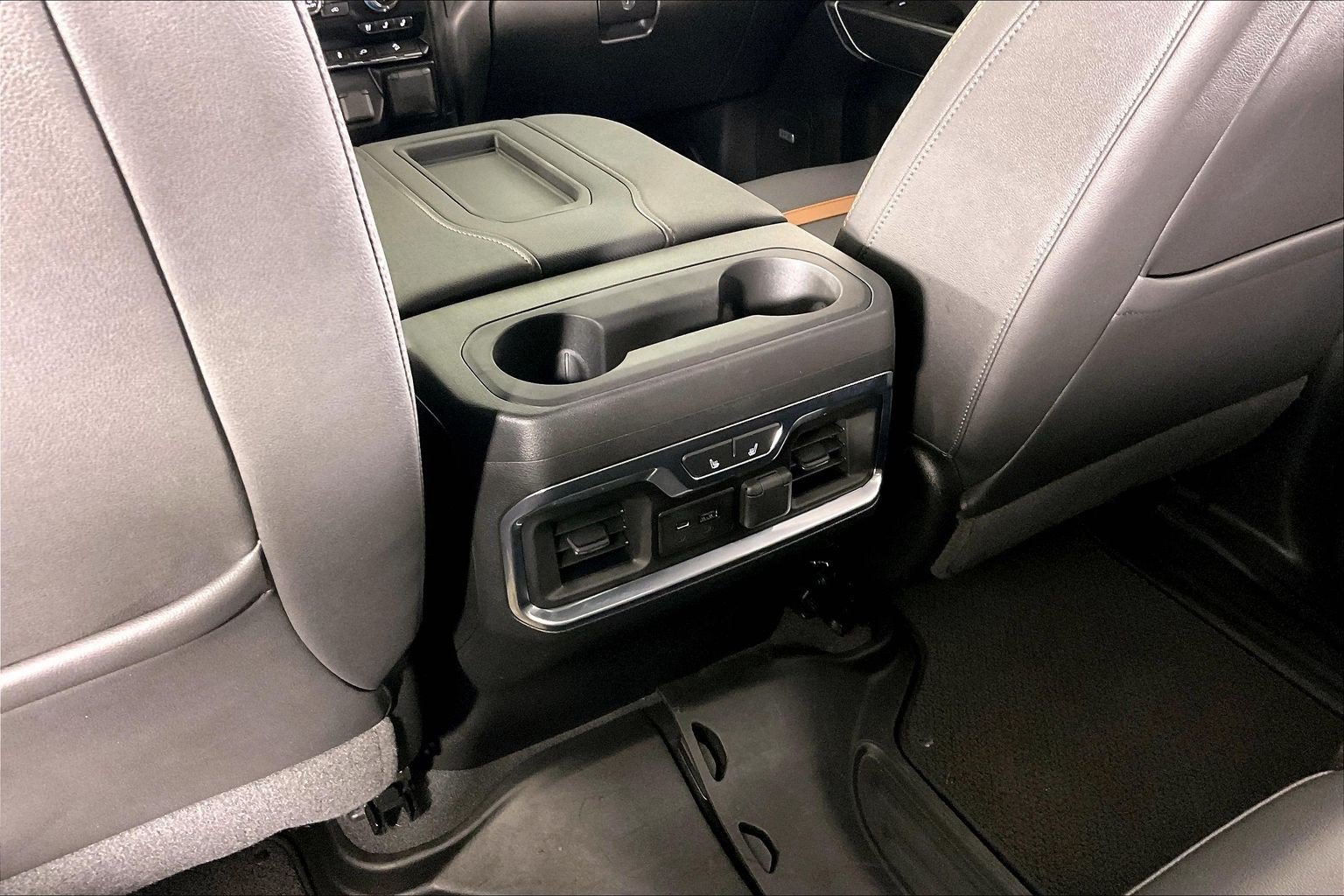 Used 2021 GMC Sierra 1500 AT4 w/ AT4 Premium Package AWD/4WD image 35