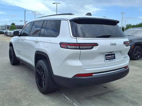 Used 2025 Jeep Grand Cherokee L Limited RWD image 2