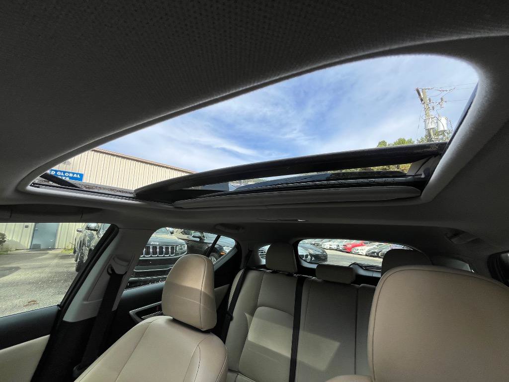 Used 2011 Lexus CT 200h Premium w/ Premium Audio Pkg FWD image 30
