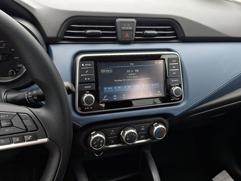 New 2025 Nissan Versa SV w/ Trunk Package image 9