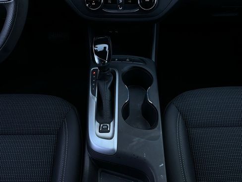 Used 2025 Buick Envista Preferred image 14