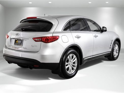 Used 2014 INFINITI QX70 2WD image 7