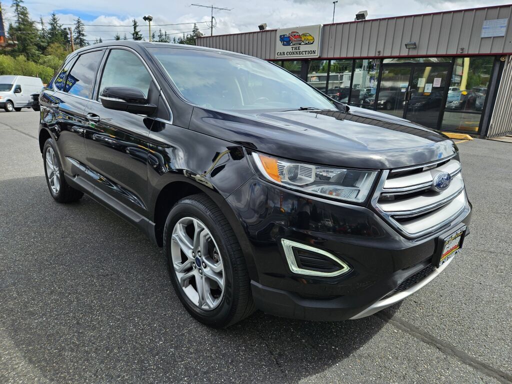 Used 2017 Ford Edge Titanium AWD/4WD image 3