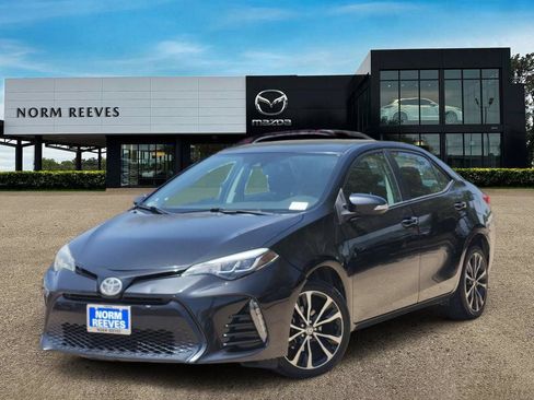 Used 2017 Toyota Corolla SE w/ Carpet Mat Package (TMS) FWD image 1