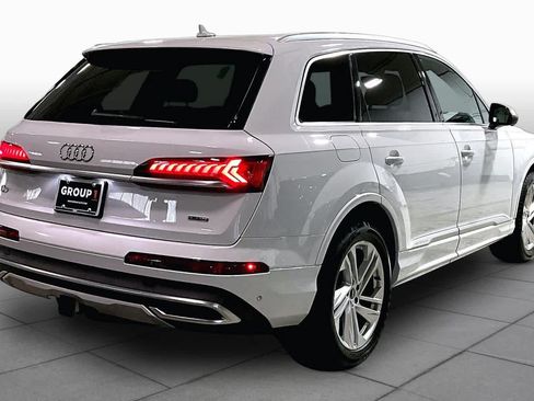 Used 2021 Audi Q7 3.0T Premium Plus w/ Premium Plus Package AWD/4WD image 13