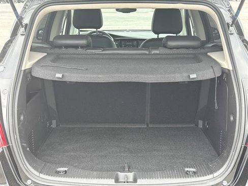 Used 2022 Buick Encore Preferred FWD image 7