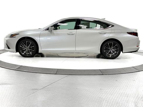 New 2025 Lexus ES 350 w/ Premium Package image 8