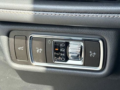 New 2026 Lincoln Aviator Reserve AWD/4WD image 39