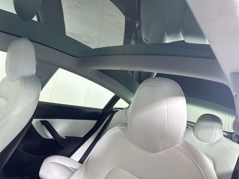 Used 2018 Tesla Model 3 Long Range image 12