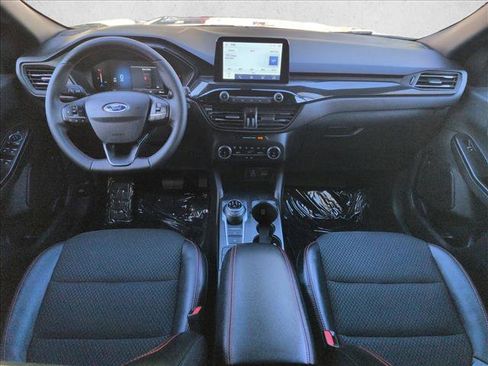 Used 2025 Ford Escape ST-Line image 16