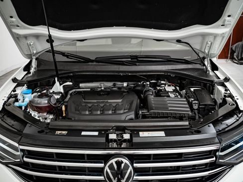 Used 2024 Volkswagen Tiguan S image 43