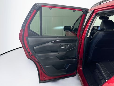 Used 2024 Honda Pilot Elite image 27