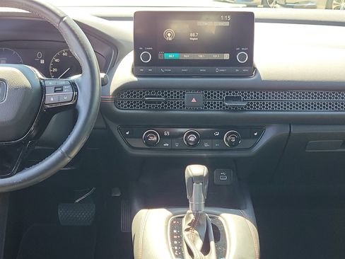 Used 2024 Honda HR-V Sport image 17