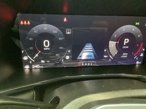 New 2026 GMC Canyon Elevation w/ Convenience Package image 20