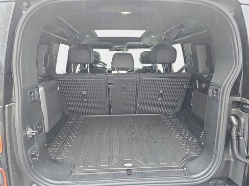 New 2026 Land Rover Defender 110 V8 image 13