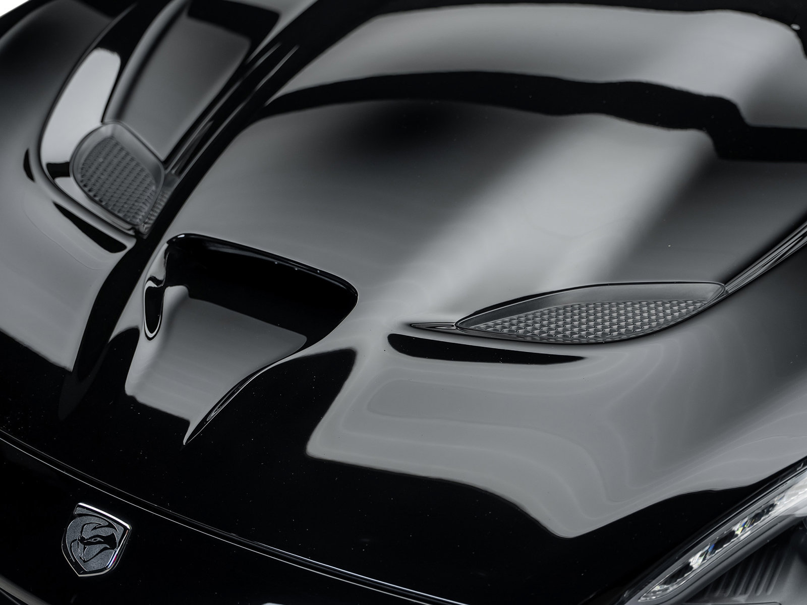 Used 2013 SRT Viper GTS w/ GTS Laguna Interior Pkg RWD image 6