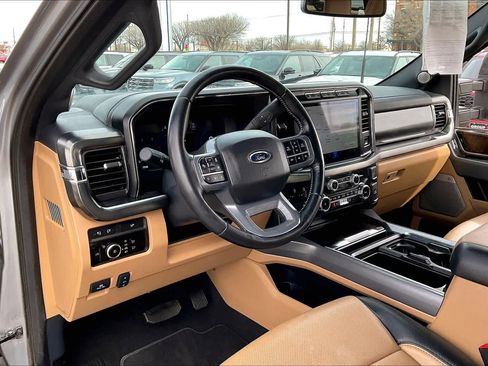 Used 2024 Ford F250 Lariat w/ Lariat Ultimate Package image 17