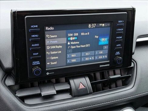 Used 2020 Toyota RAV4 LE image 15