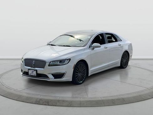 Used 2017 Lincoln MKZ Reserve w/ Climate Package AWD/4WD image 3