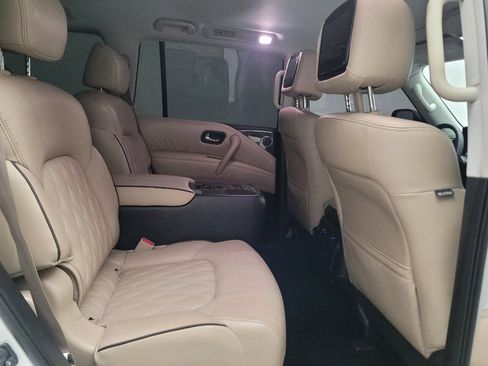 Used 2022 Nissan Armada Platinum w/ Captain's Chairs Package RWD image 19