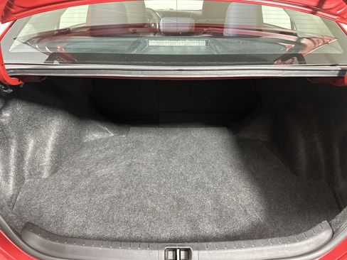 Used 2019 Toyota Corolla Sedan image 21