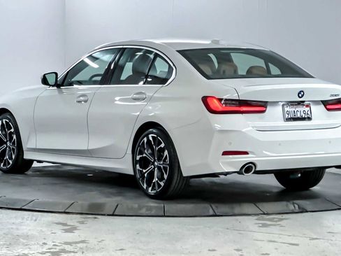 Used 2025 BMW 330i Sedan w/ Convenience Package image 6