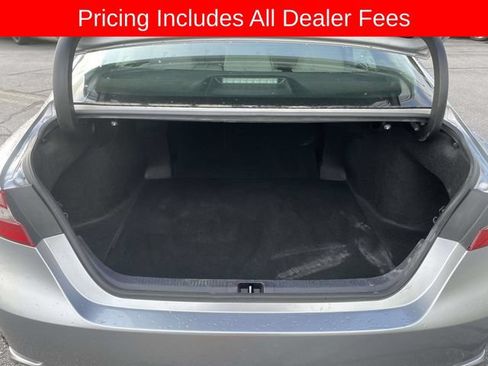 Used 2024 Toyota Camry SE FWD image 13