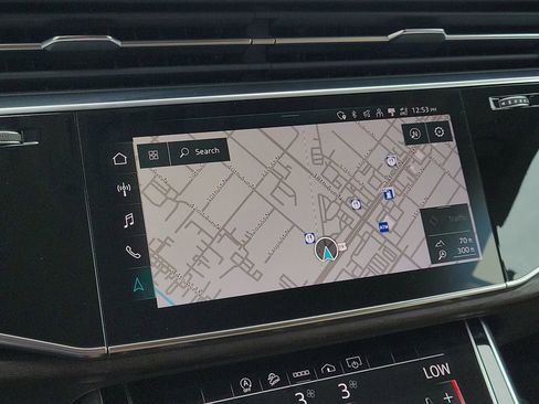 Used 2021 Audi Q8 Premium Plus w/ Premium Plus Package image 25