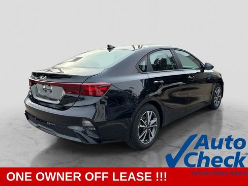 Used 2023 Kia Forte LXS FWD image 7
