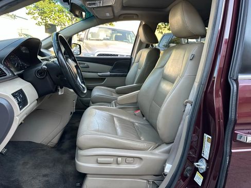 Used 2011 Honda Odyssey EX-L image 14