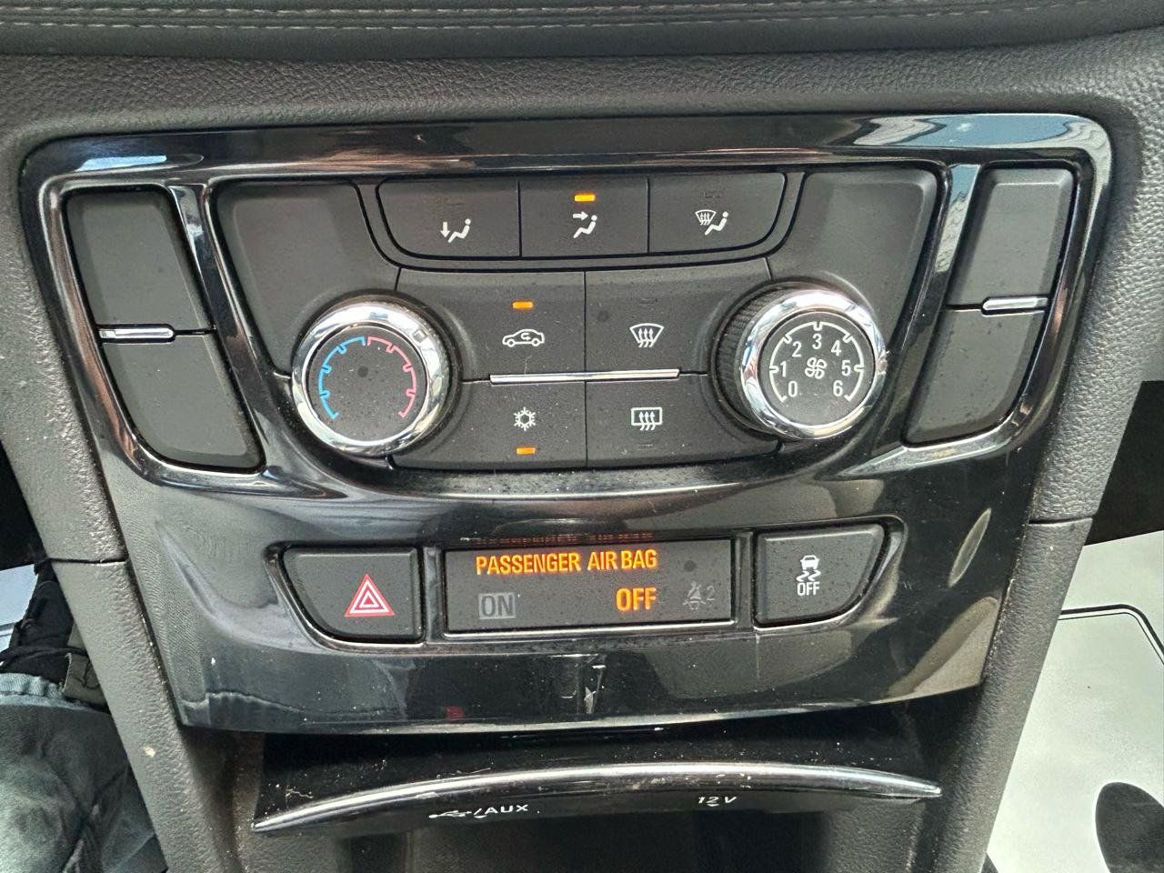 Used 2020 Buick Encore Preferred w/ Safety Package FWD image 26