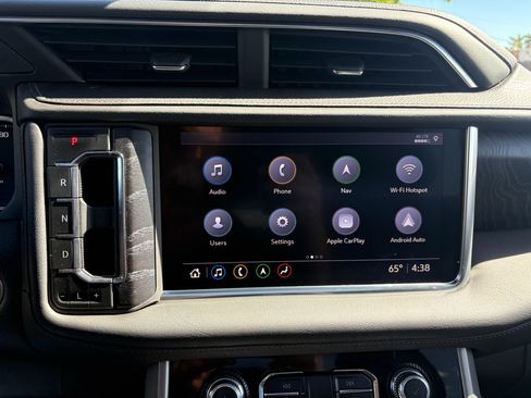 Used 2021 GMC Yukon XL Denali w/ Denali Premium Package AWD/4WD image 28