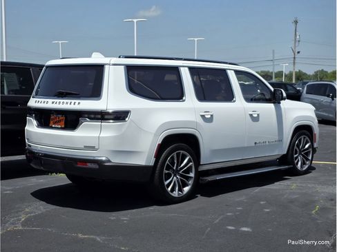Used 2022 Jeep Grand Wagoneer Series III w/ Rear Seat Video Group 1 AWD/4WD image 12