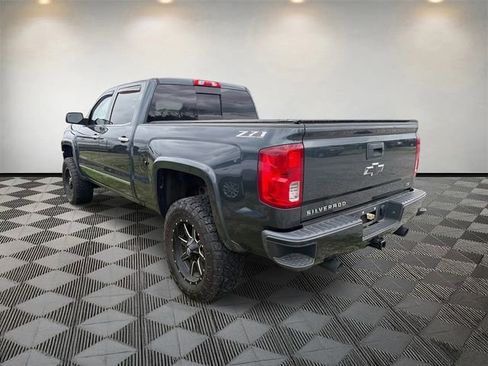 Used 2017 Chevrolet Silverado 1500 LTZ Z71 image 9