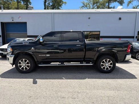 Used 2019 RAM 2500 Limited w/ Safety Group AWD/4WD image 3