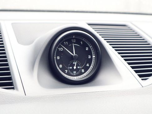 Certified 2022 Porsche Macan image 29