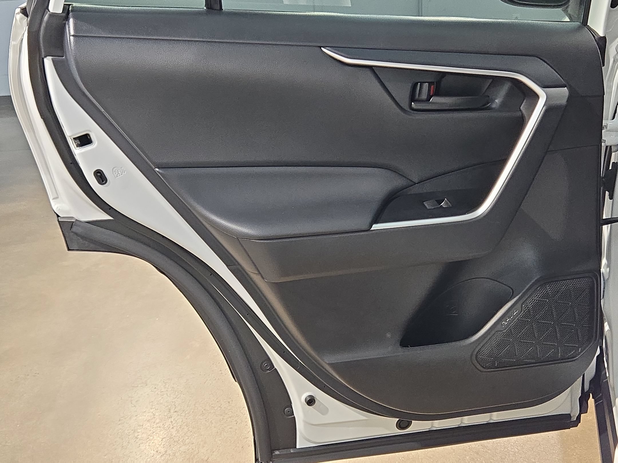 Used 2024 Toyota RAV4 LE FWD image 32