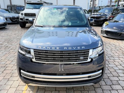 Used 2024 Land Rover Range Rover Long Wheelbase Autobiography image 4