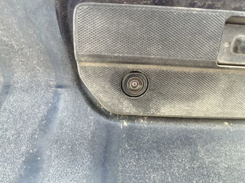 Used 2021 Chevrolet Silverado 1500 LT Trail Boss image 11