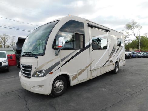 Used 2017 Ford E-450 and Econoline 450 Super Duty w/ A/C Prep Package RWD image 1