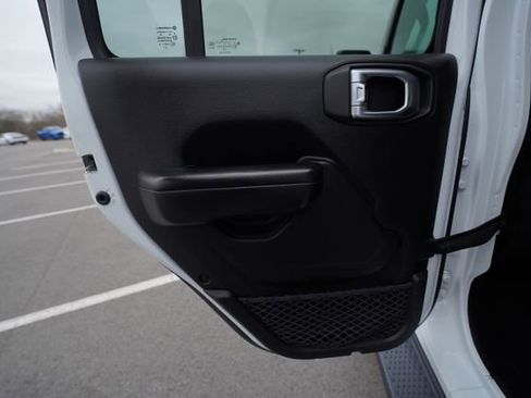 Used 2020 Jeep Wrangler Unlimited Sport S image 15