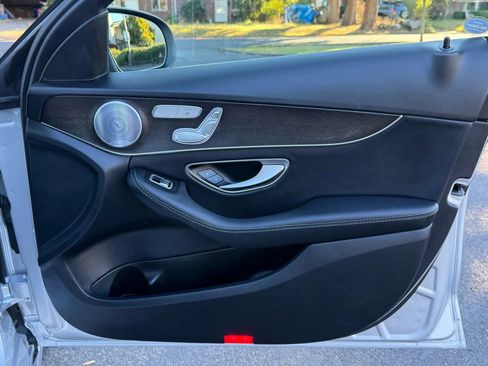 Used 2019 Mercedes-Benz C 300 4MATIC Sedan image 19