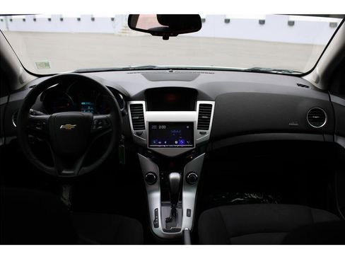 Used 2016 Chevrolet Cruze LT w/ RS Package image 10