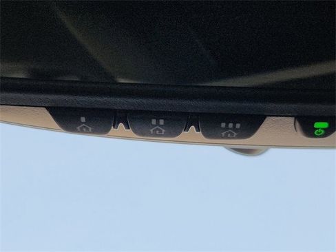 Used 2023 Subaru Outback Onyx Edition image 22