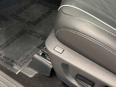 New 2026 INFINITI QX60 Autograph w/ Dark Cargo Package image 11