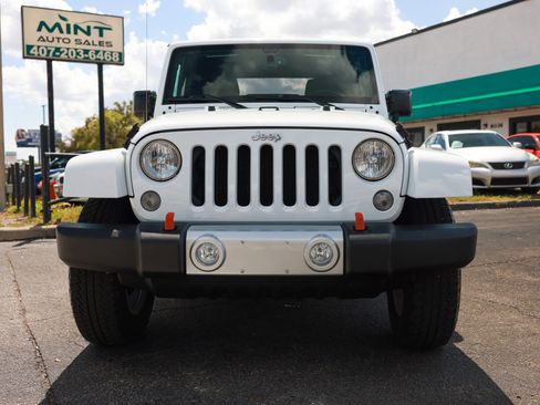 Used 2015 Jeep Wrangler Sahara w/ Connectivity Group image 23
