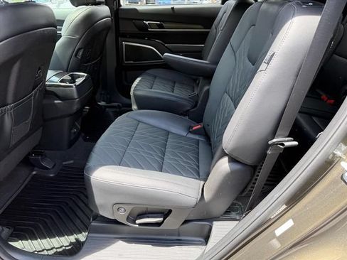 Used 2024 Kia Telluride EX X-Line AWD/4WD image 10